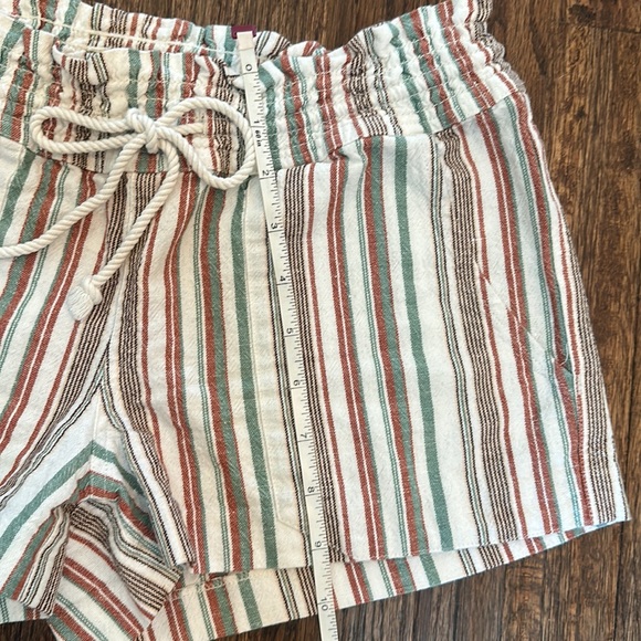 Roxy striped drawstring shorts - Picture 6 of 8
